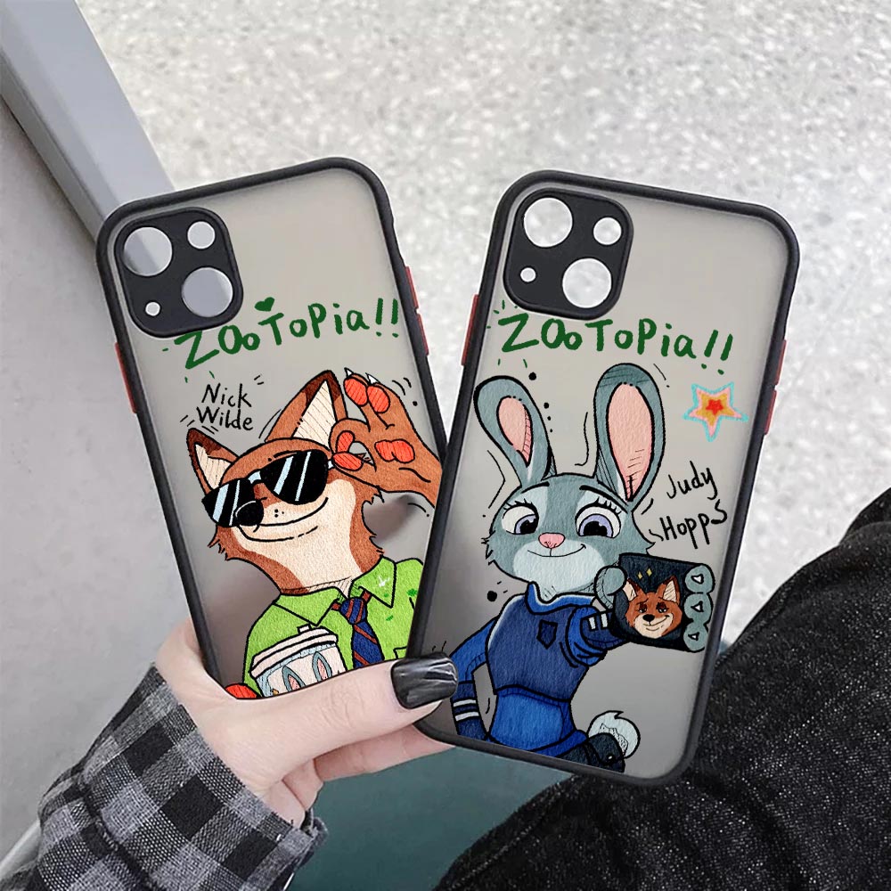 Coque translucide mate Disney  - Apple Iphone 15 avis et prix